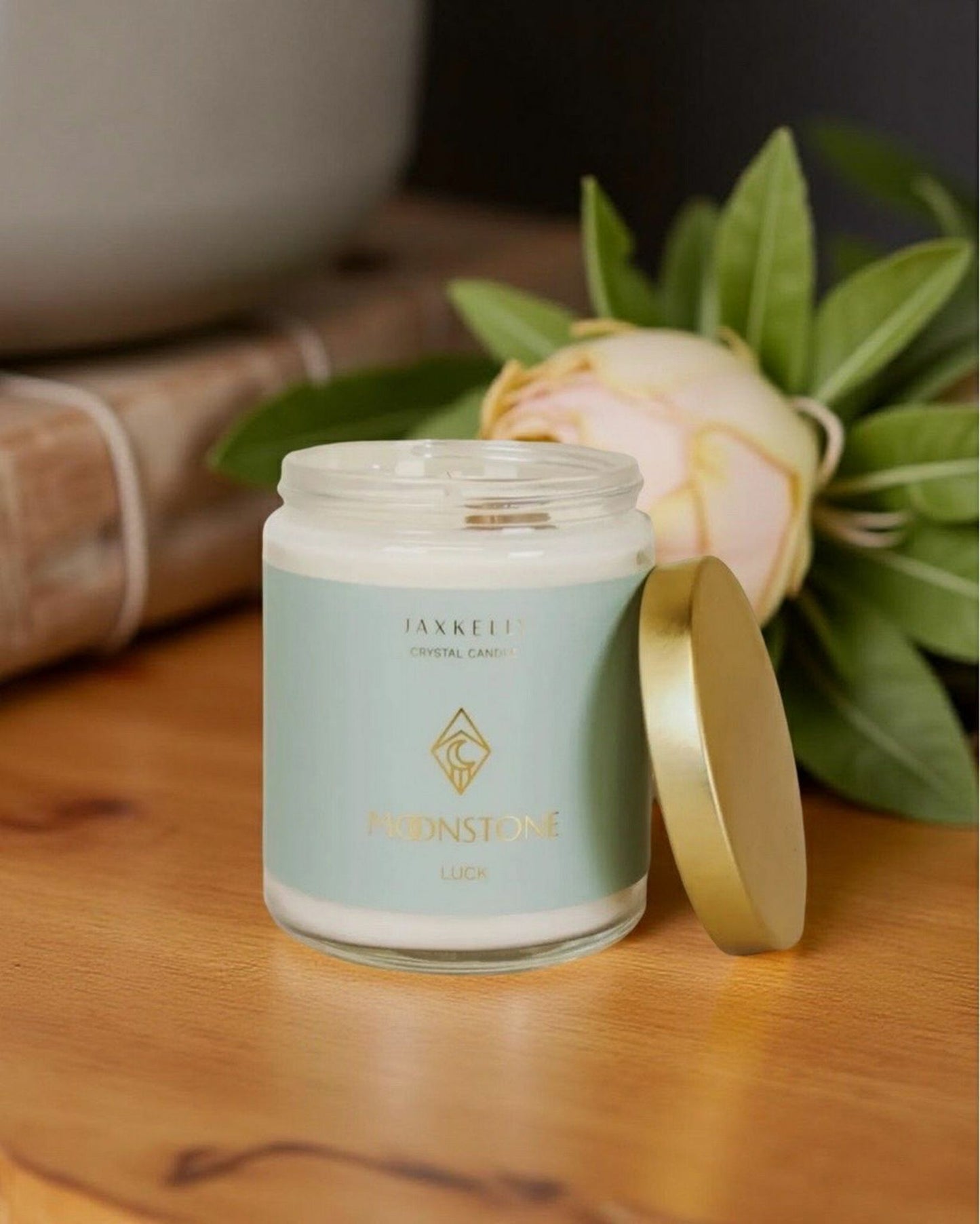 MOONSTONE CANDLE