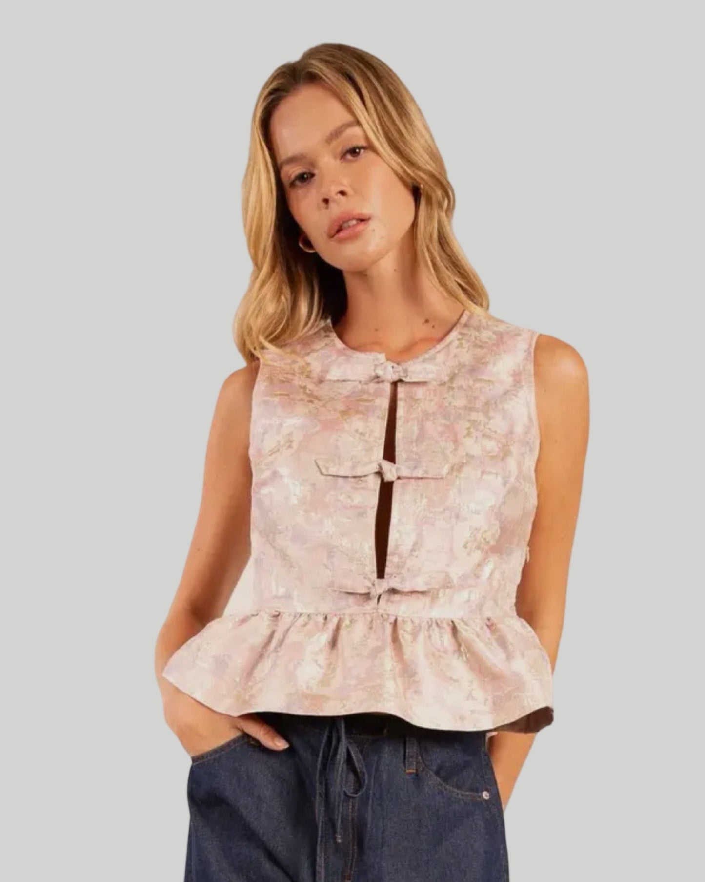 FLORAL JACQUARD PEPLUM TOP WITH BOW DETAIL available in blue/gold & pink/gold