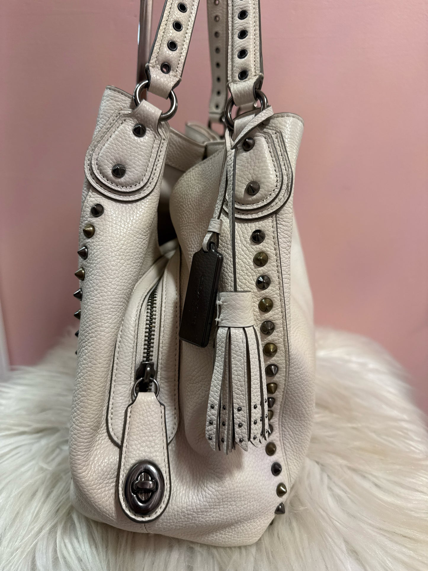Coach Edie shoulder bag 21 with prairie rivets
