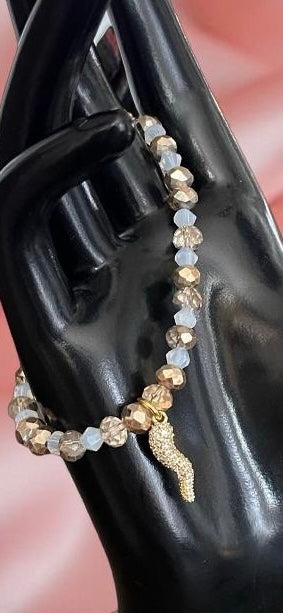 ITALIAN HORN PAIVE CRYSTAL CHARM BEADED BRACELET