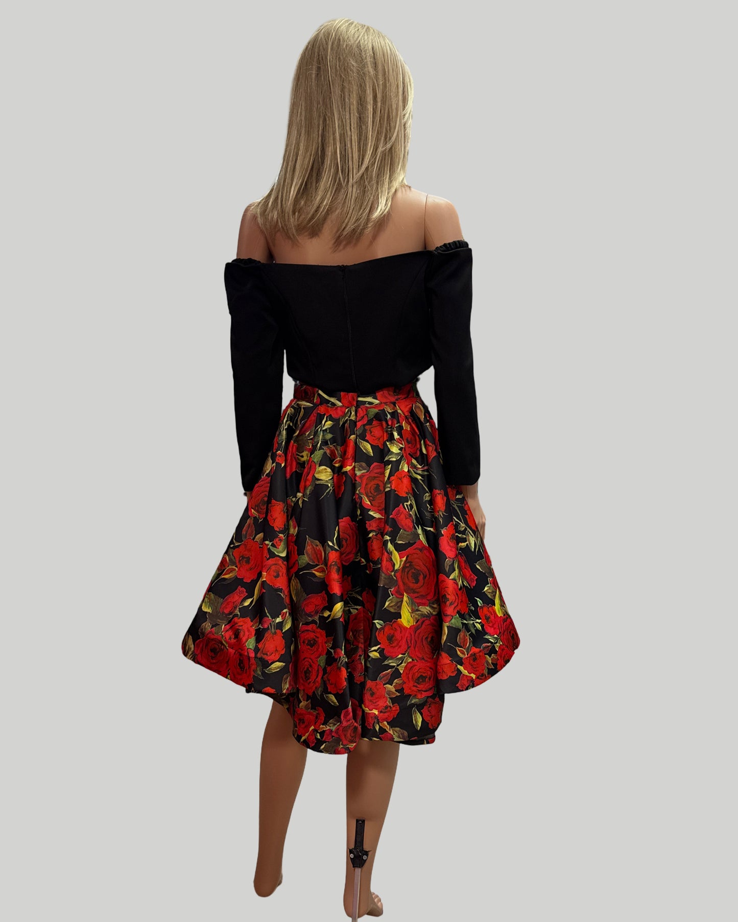 JVN B Jovani 2 Piece black top with black/red full skirt