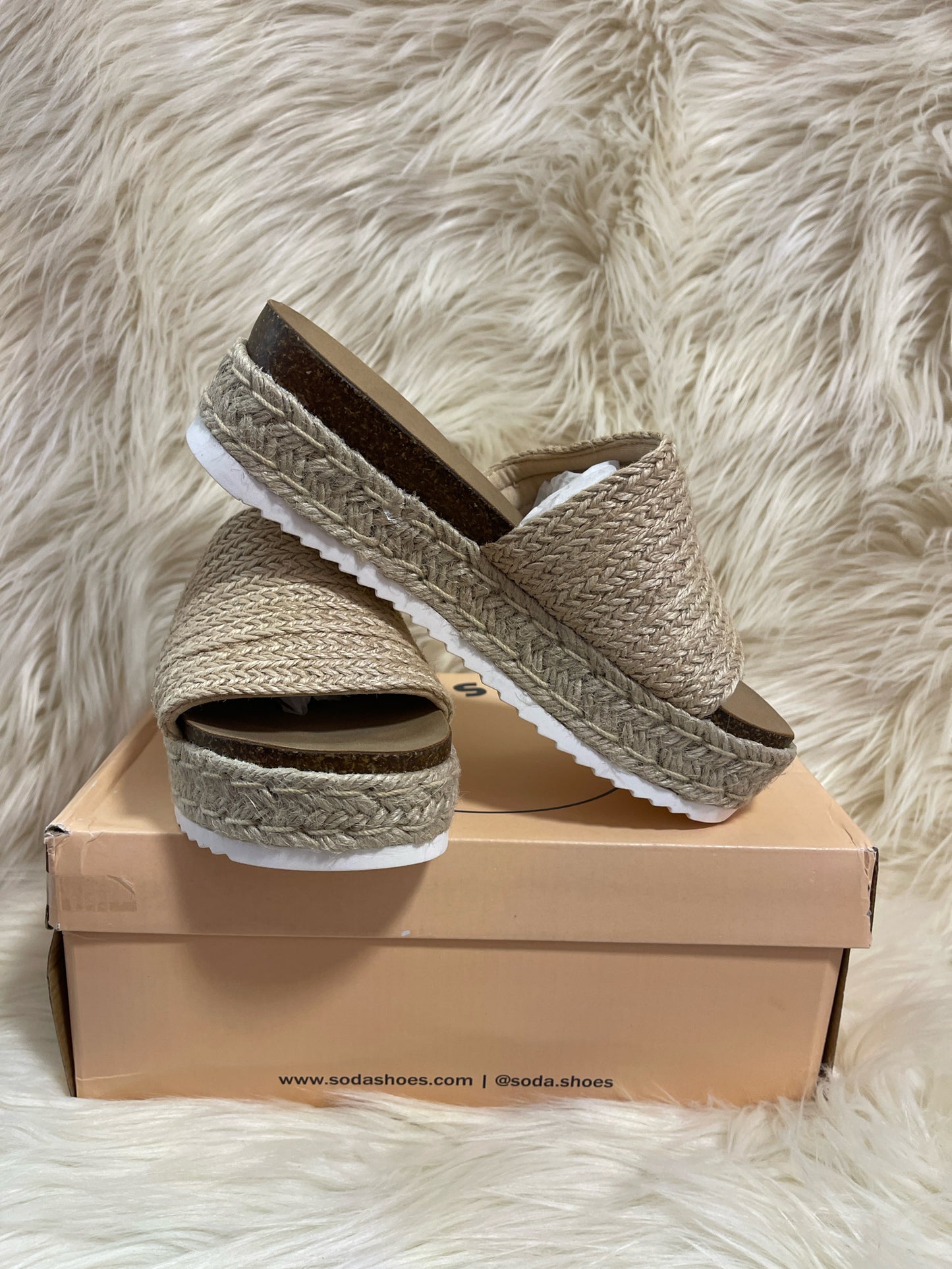 BEIGE JUTE WEDGES PADDED TRUE TO SIZE