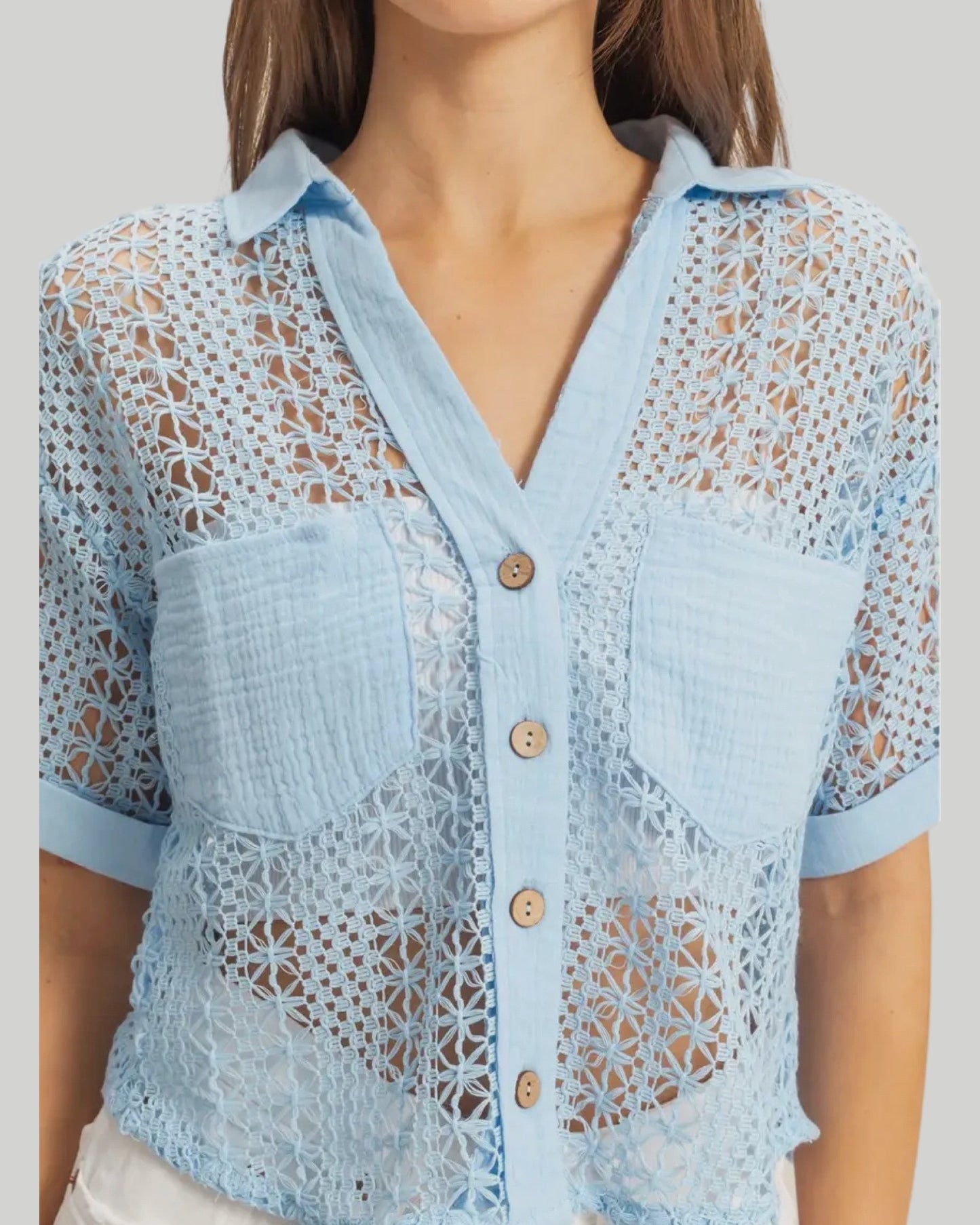 CROCHET FABRIC SHORT SLEEVE BUTTON FRONT SHIRT