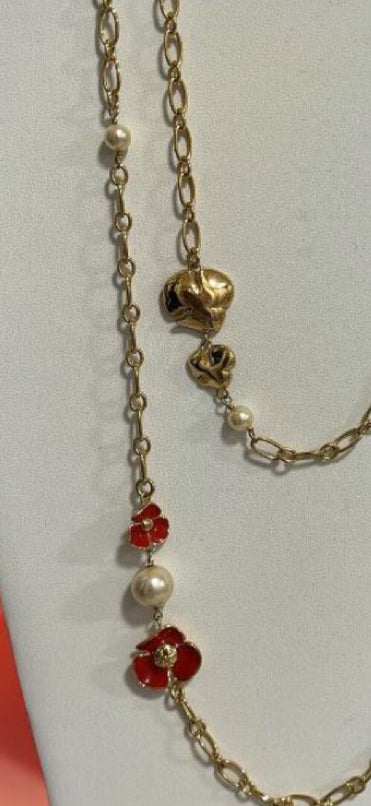 Tory Burch fleur rosary necklace in red and gold. Gold Plated