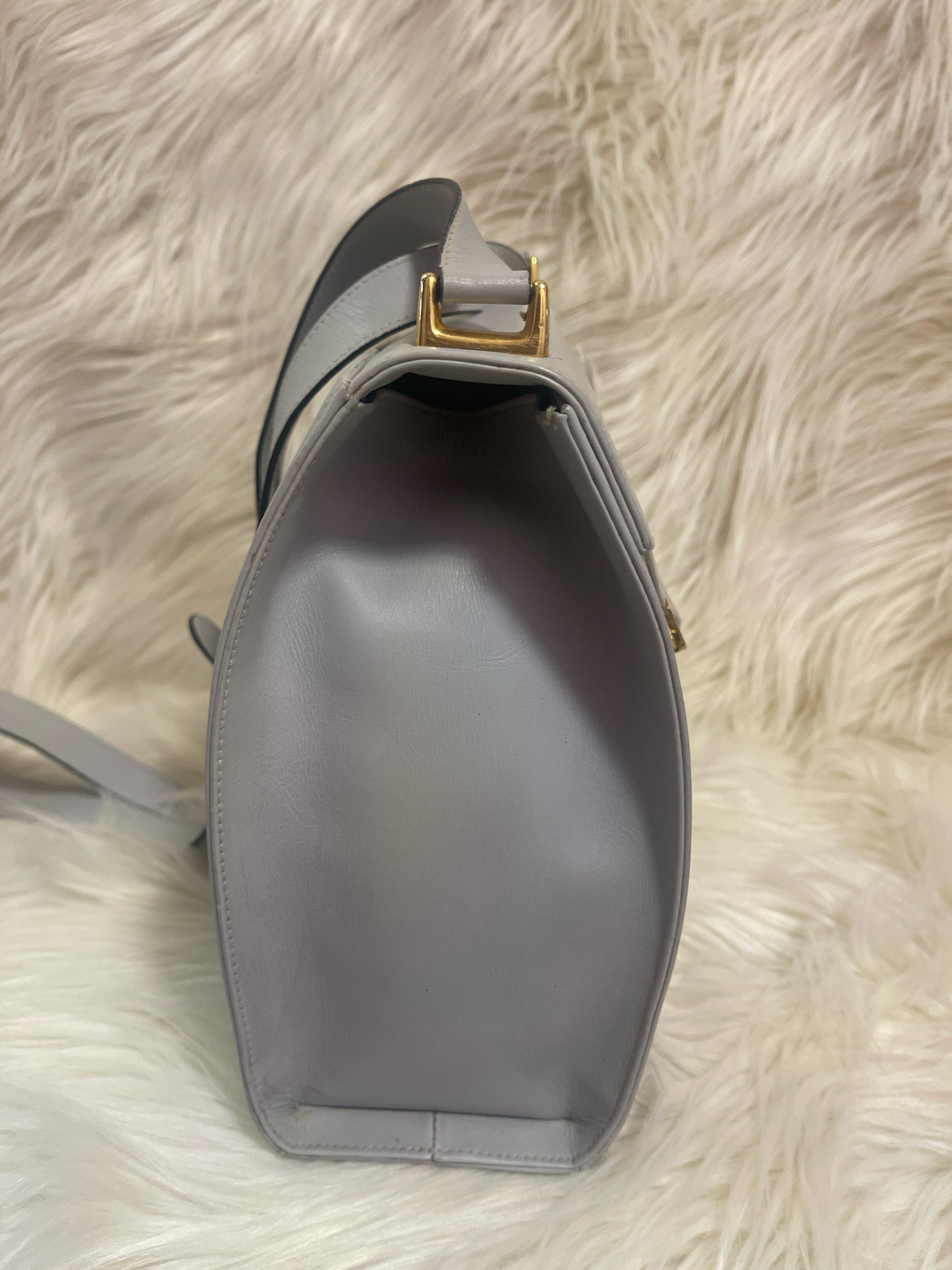 SALVATORE FERRAGAMO LIGHT GRAY VINTAGE SHOULDER BAG P 21 415 8