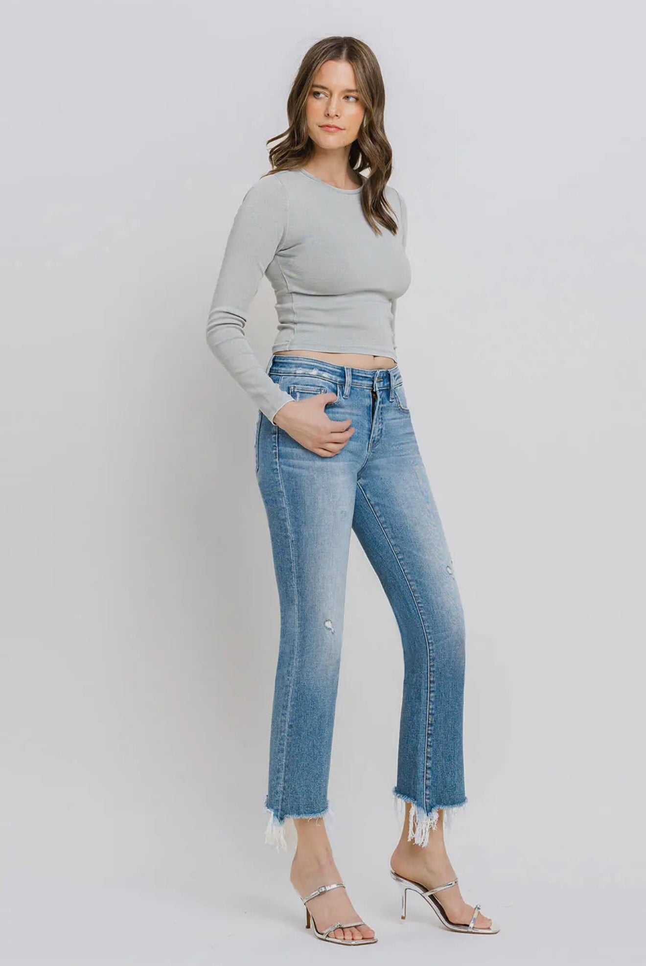 Mid rise frayed hem ankle boot cut jeans sunrise