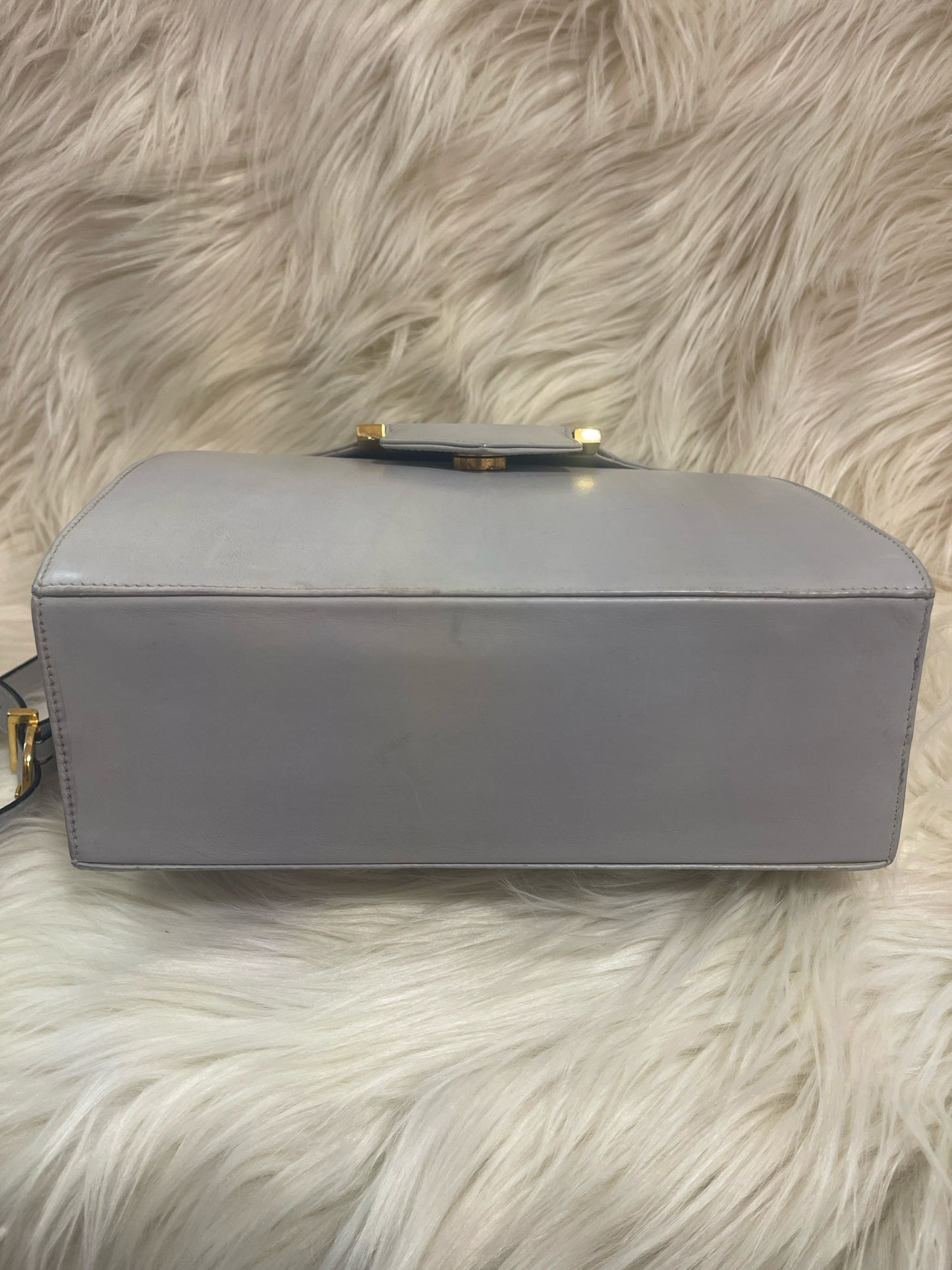SALVATORE FERRAGAMO LIGHT GRAY VINTAGE SHOULDER BAG P 21 415 8