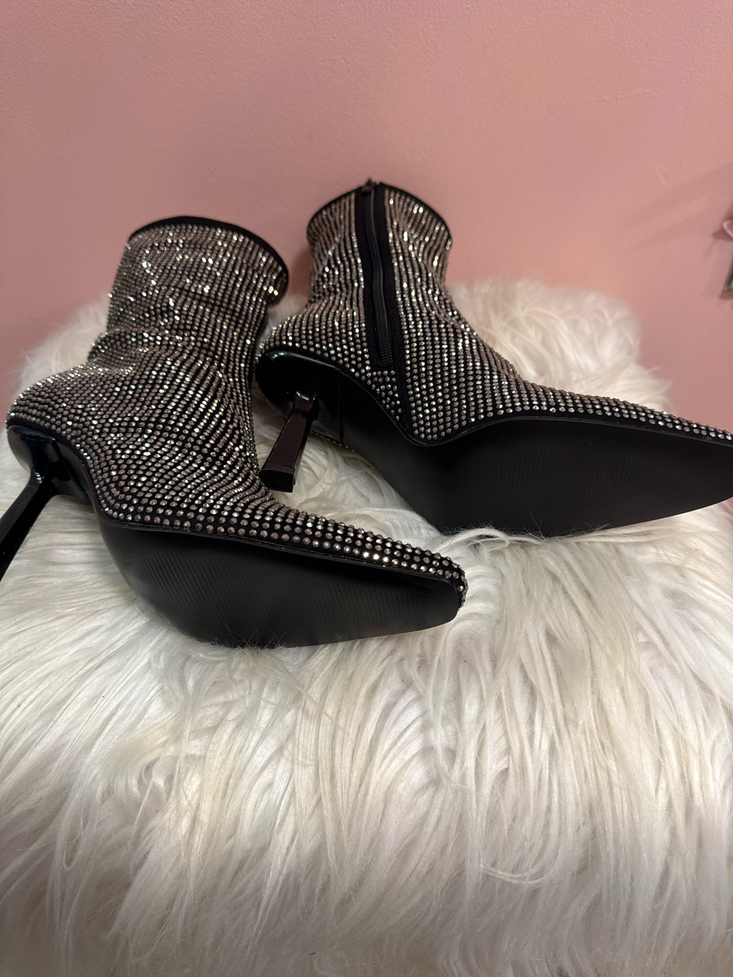 STEVE MADDEN BLACK SEQUINED POINTY TOE MID CALF BOOTS