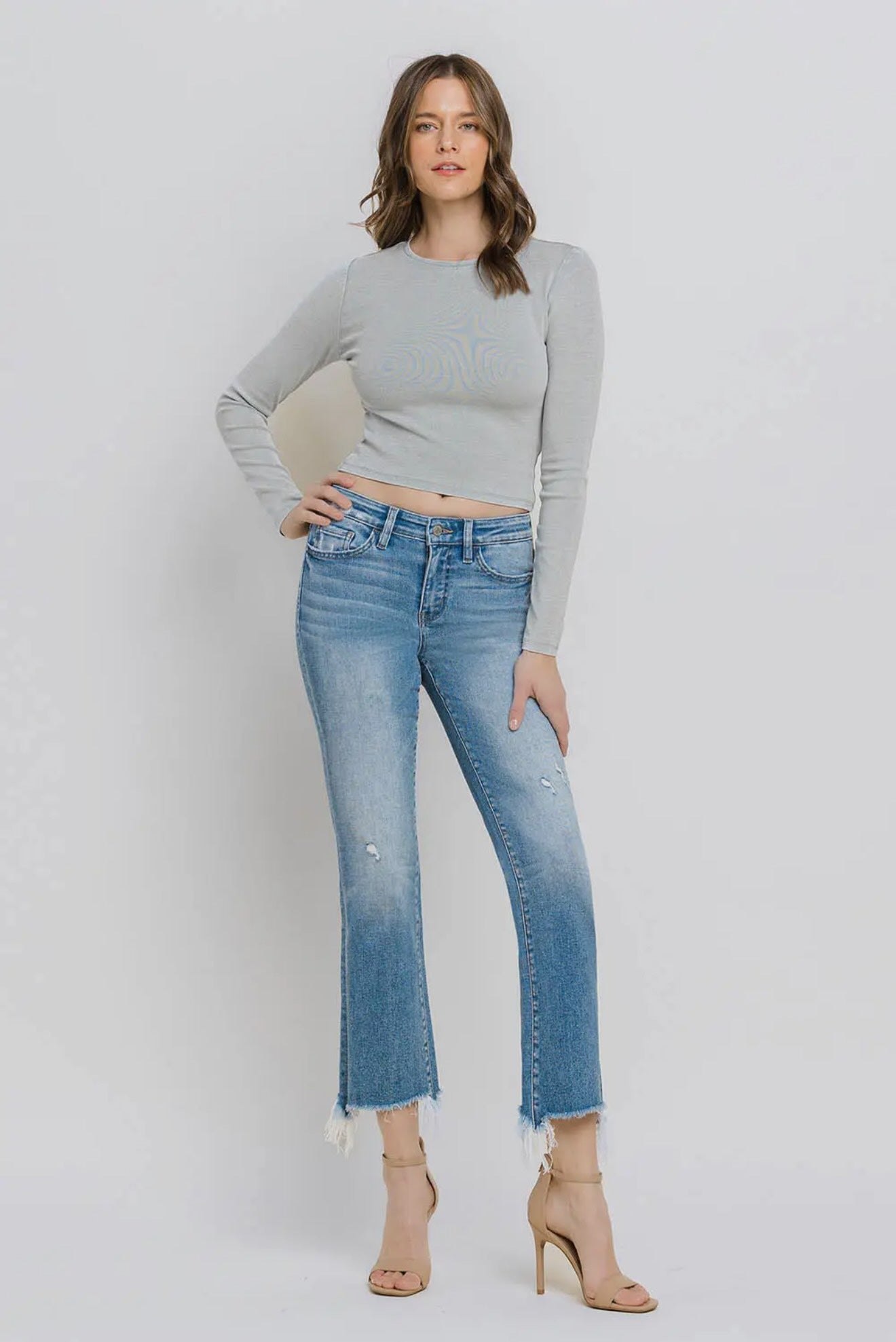 Mid rise frayed hem ankle boot cut jeans sunrise