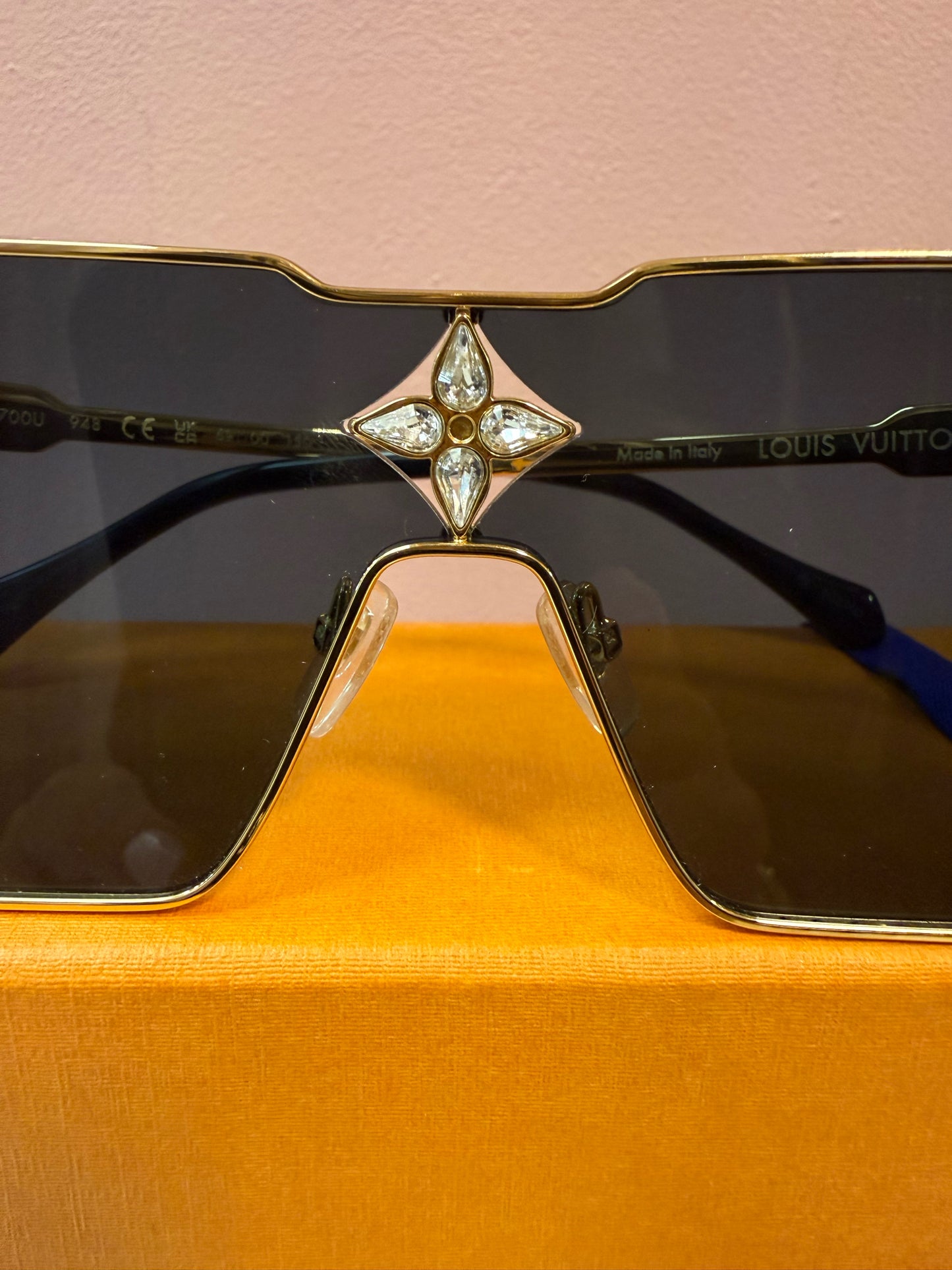 Louis Vuitton Cyclone Metal Sunglasses