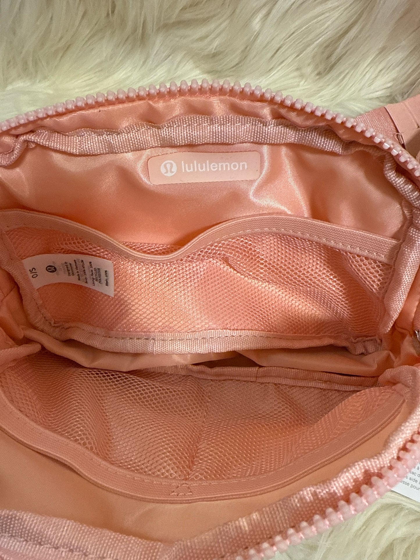 Lululemon Everywhere light pink belt bag