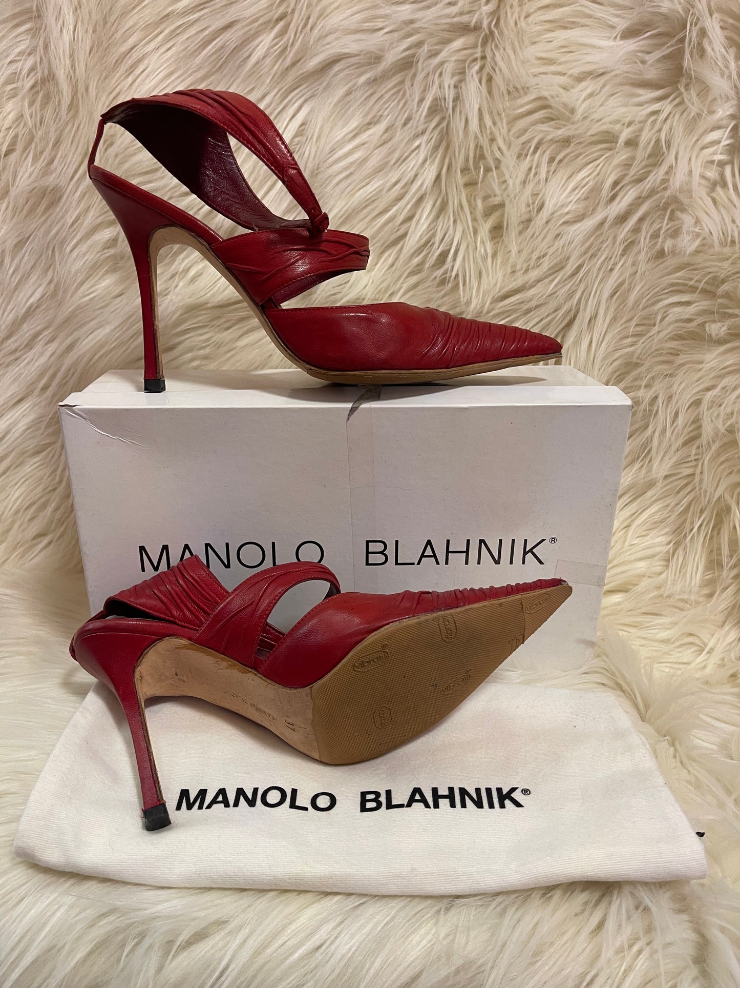 MANOLO BLAHNIK RED CAGE STRAP HEELS W BOX