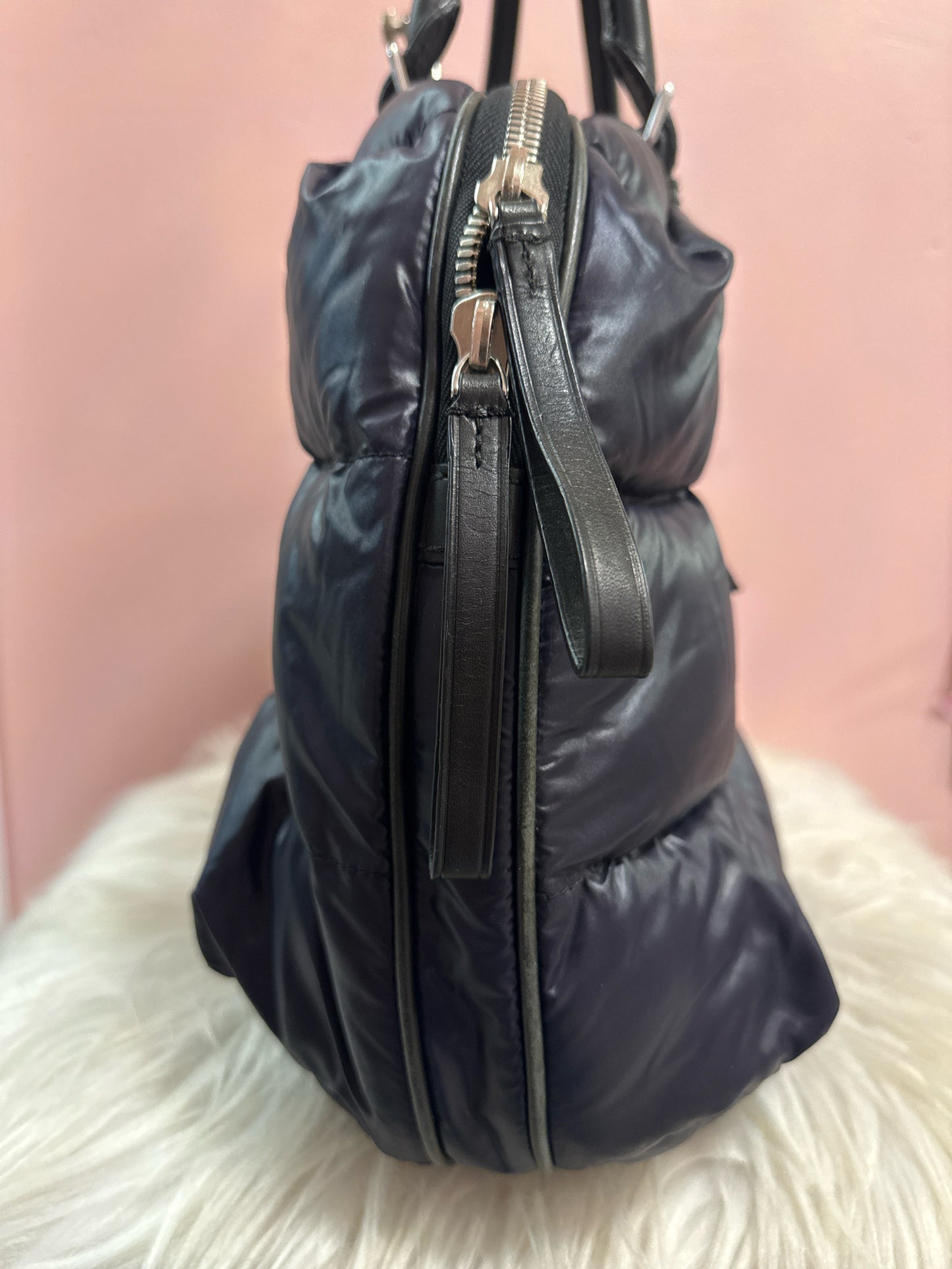 Tumi navy puffer weekender/travel/computer bag