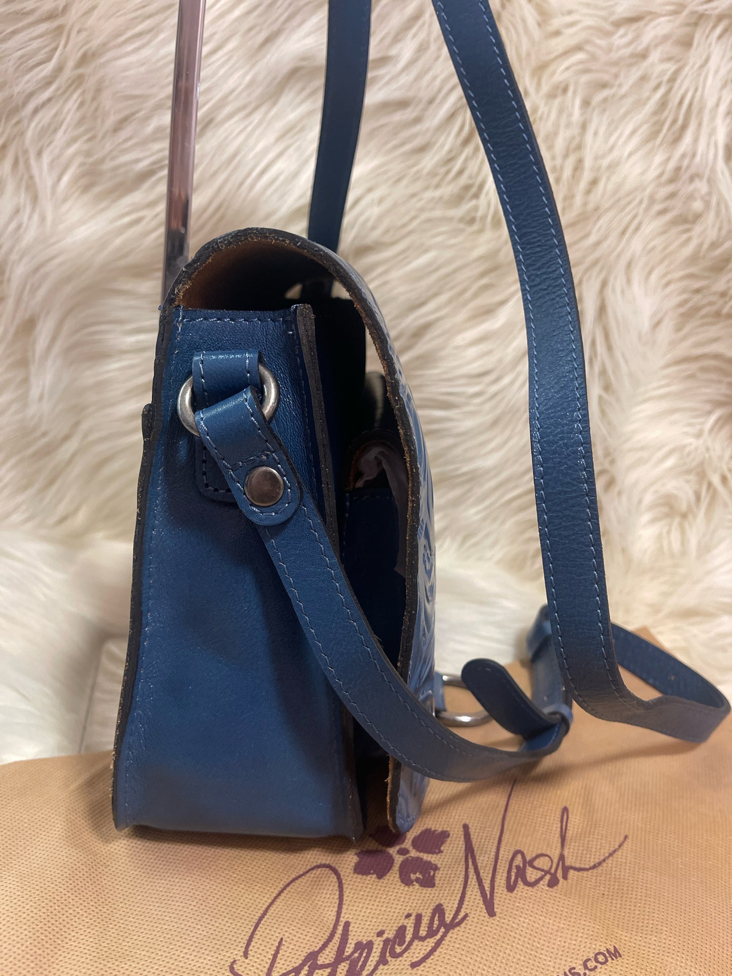 PATRICIA NASH ILINA CROSSBODY SAFFLOWR BLUE WITH DUST BAG NWT