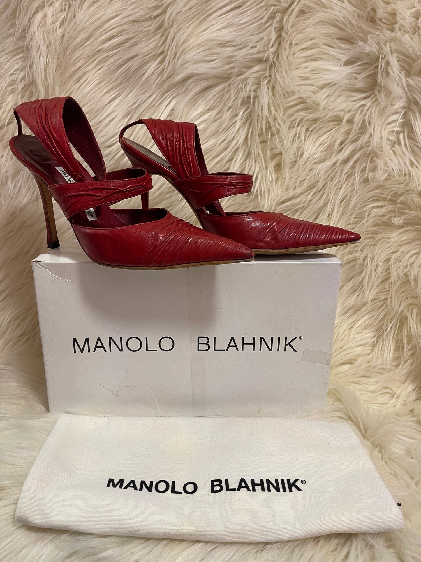 MANOLO BLAHNIK RED CAGE STRAP HEELS W BOX