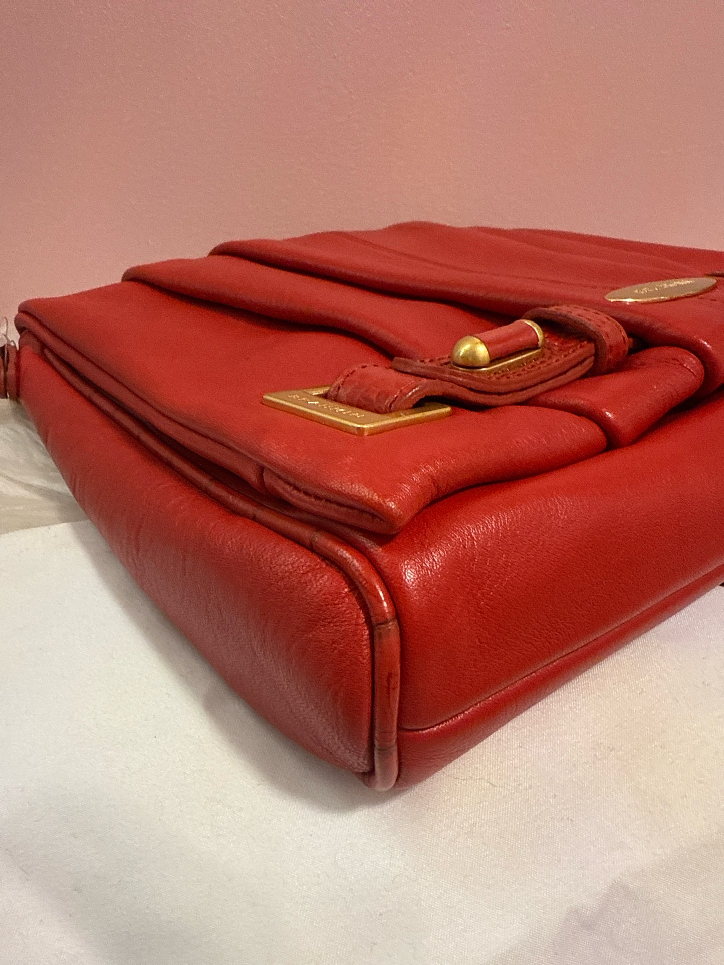 BRAHMIN RED RUCHED LEATHER SHOULDER BAG