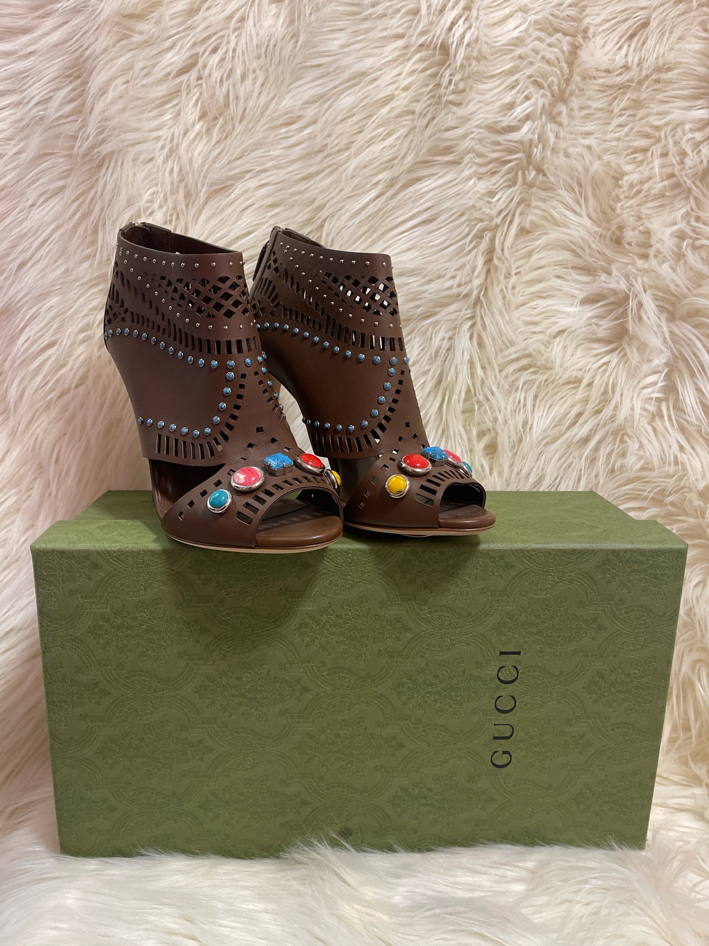 GUCCI LIKA LASER NUT BROWN PEEP TOE BOOTIE 37 1/2
