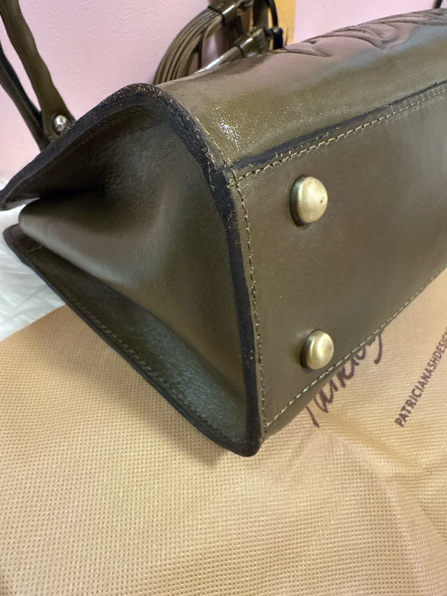 Patricia Nash Vintage Vegetable Tan Rose Tooled Collection NWT Shoulder/Handbag