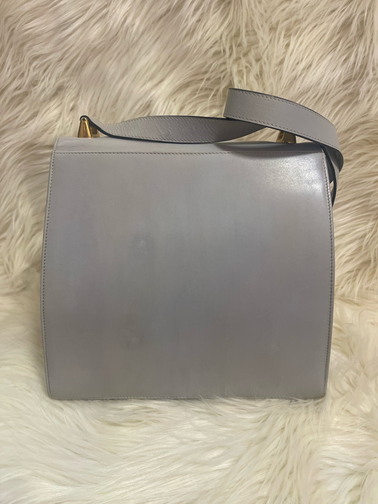 SALVATORE FERRAGAMO LIGHT GRAY VINTAGE SHOULDER BAG P 21 415 8
