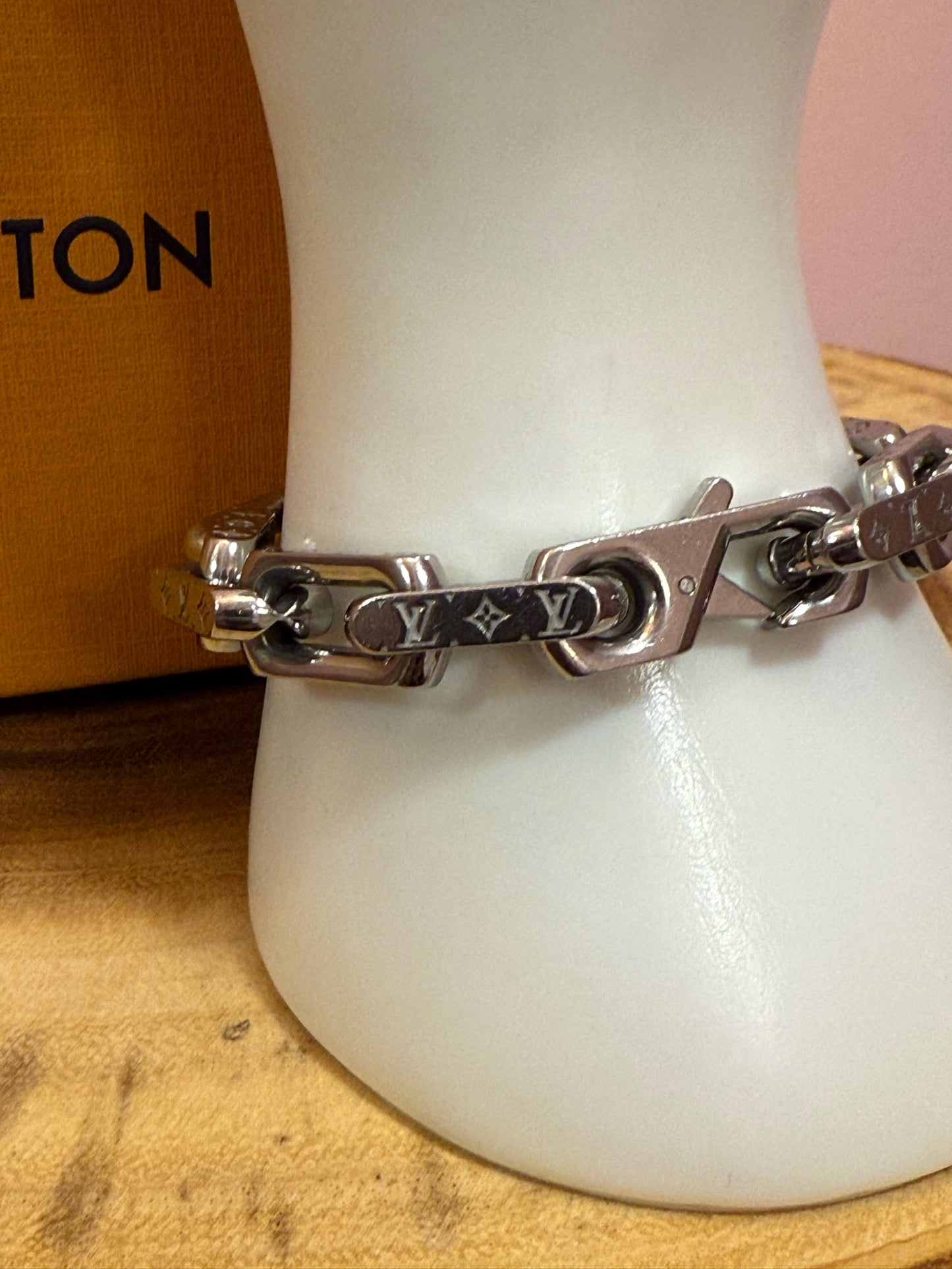 Louis Vuitton Monogram Chain Bracelet Silver Pre-Loved