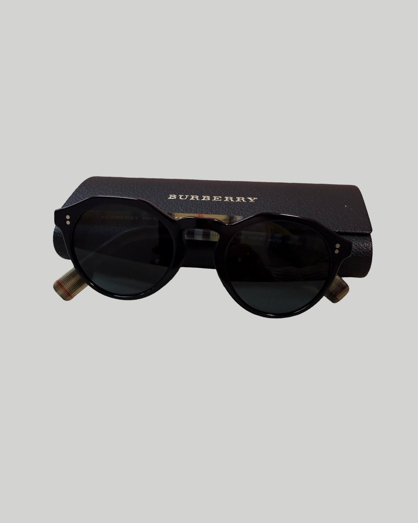 Burberry B 4280 Round Black with Nova Sides Sunglasses