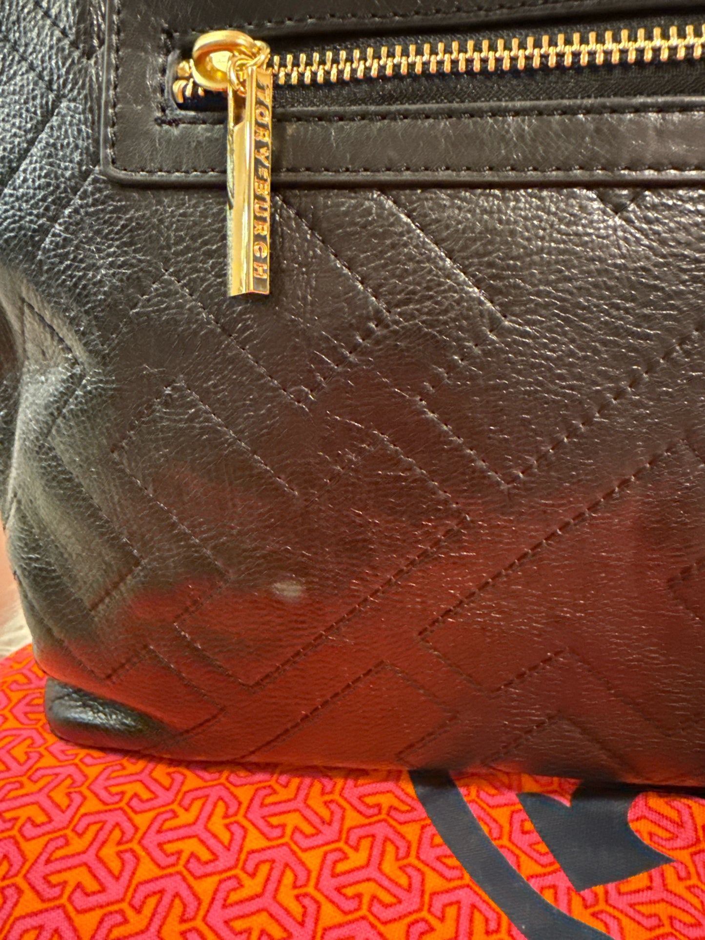 TORY BURCH BLACK LEATHER EMBOSSED T SHOULDER BAG W DUST