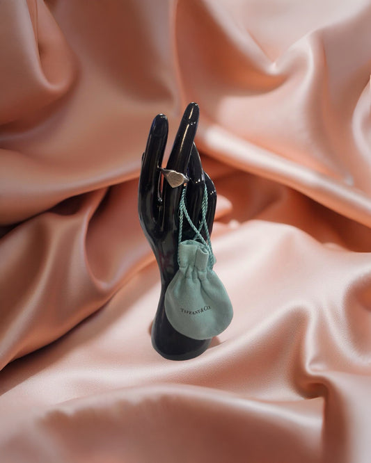 PLEASE RETURN TO TIFFANY HEART RING WITH JEWELRY BAG