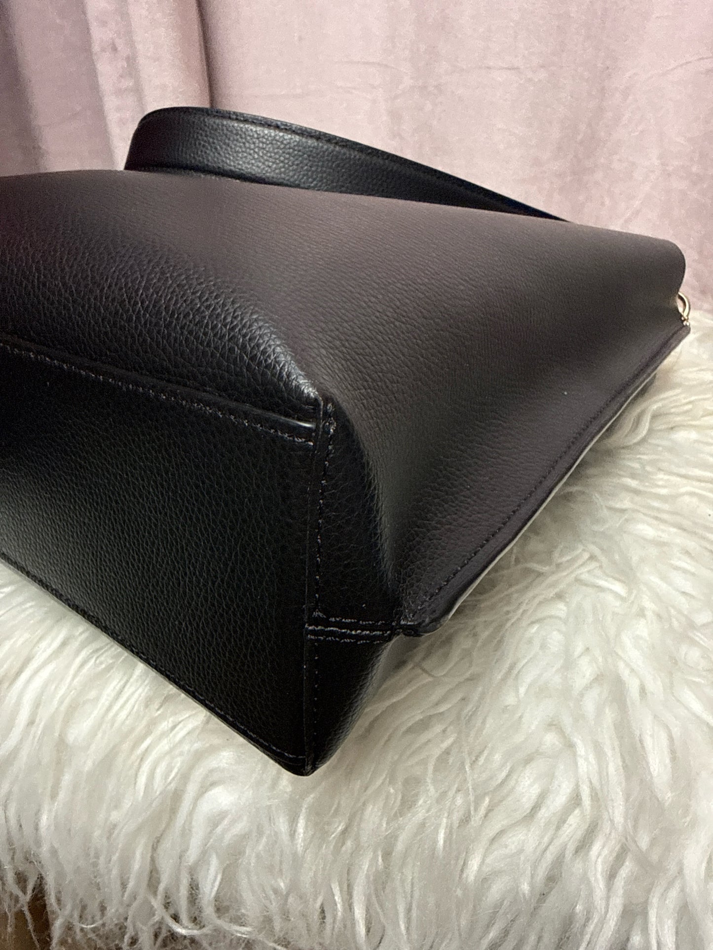 Coach Town Bucket Bag in Black Polished Leather