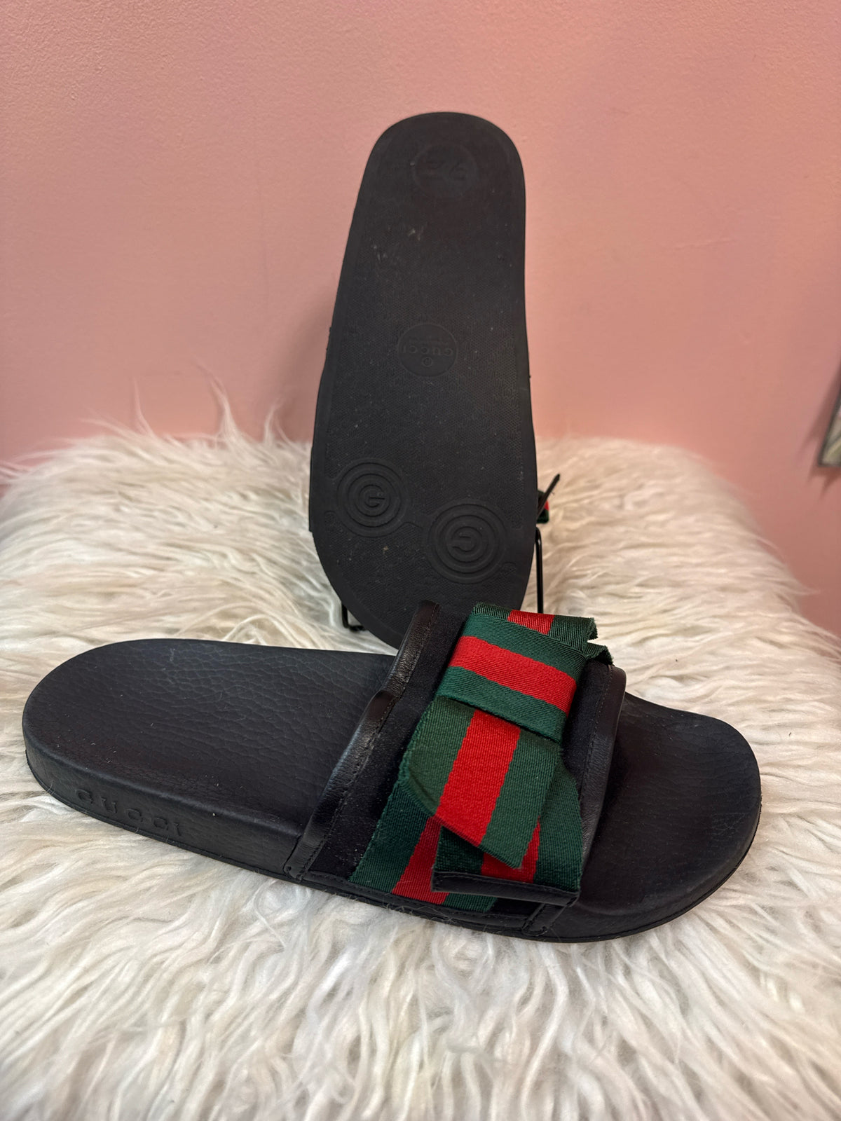 Gucci Web Bow Accent Rubber Slides Pre-Owned