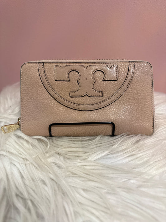 Tory Burch all T east west blush continental wallet