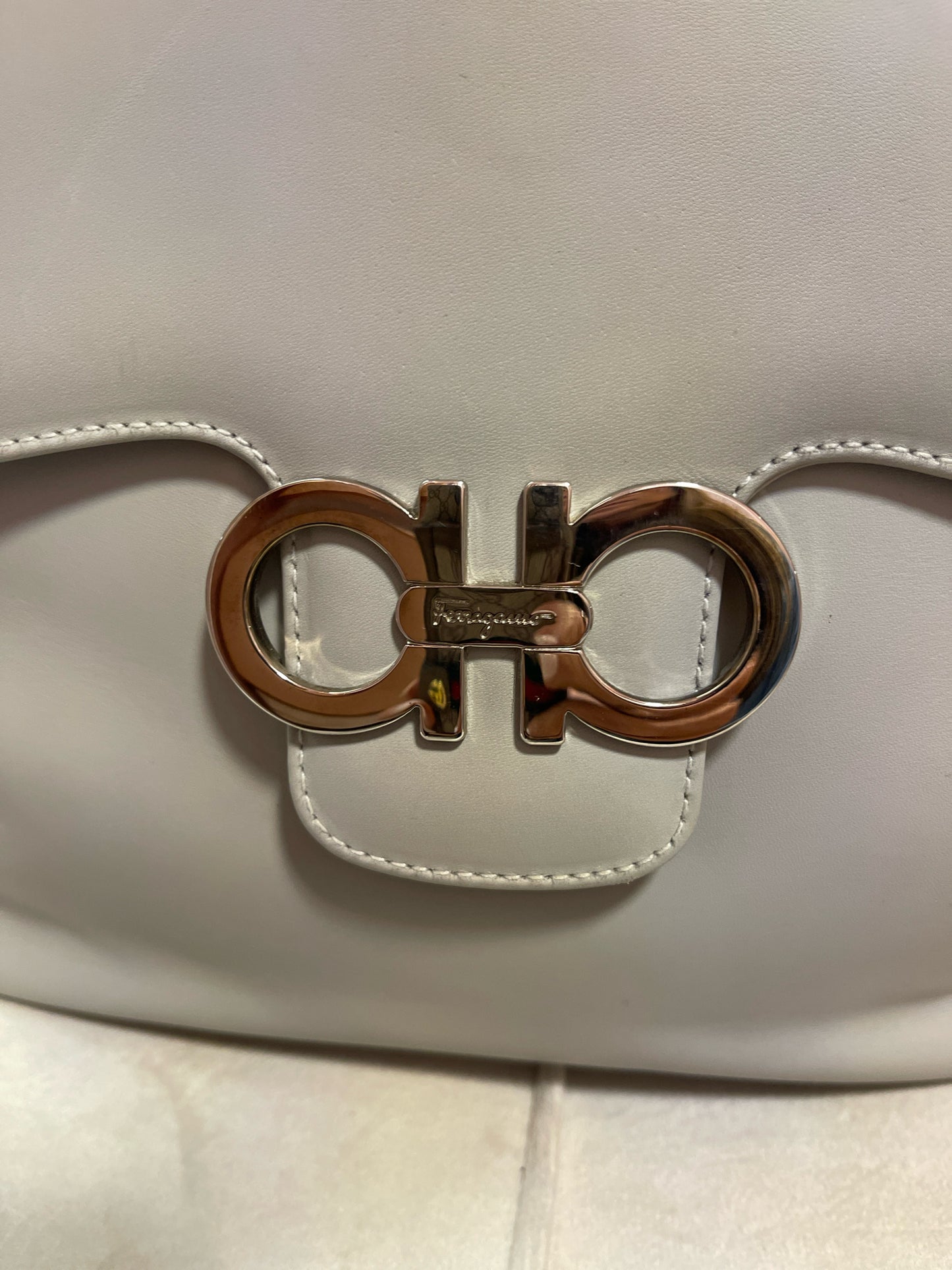 VINTAGE SALVATORE FERRAGAMO DOUBLE GANCINI SHOULDER BAG BL 217156