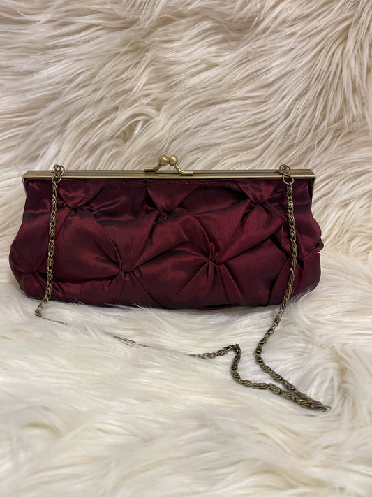 BURGUNDY EVENING HANDBAG WITH CHAIN STRAP