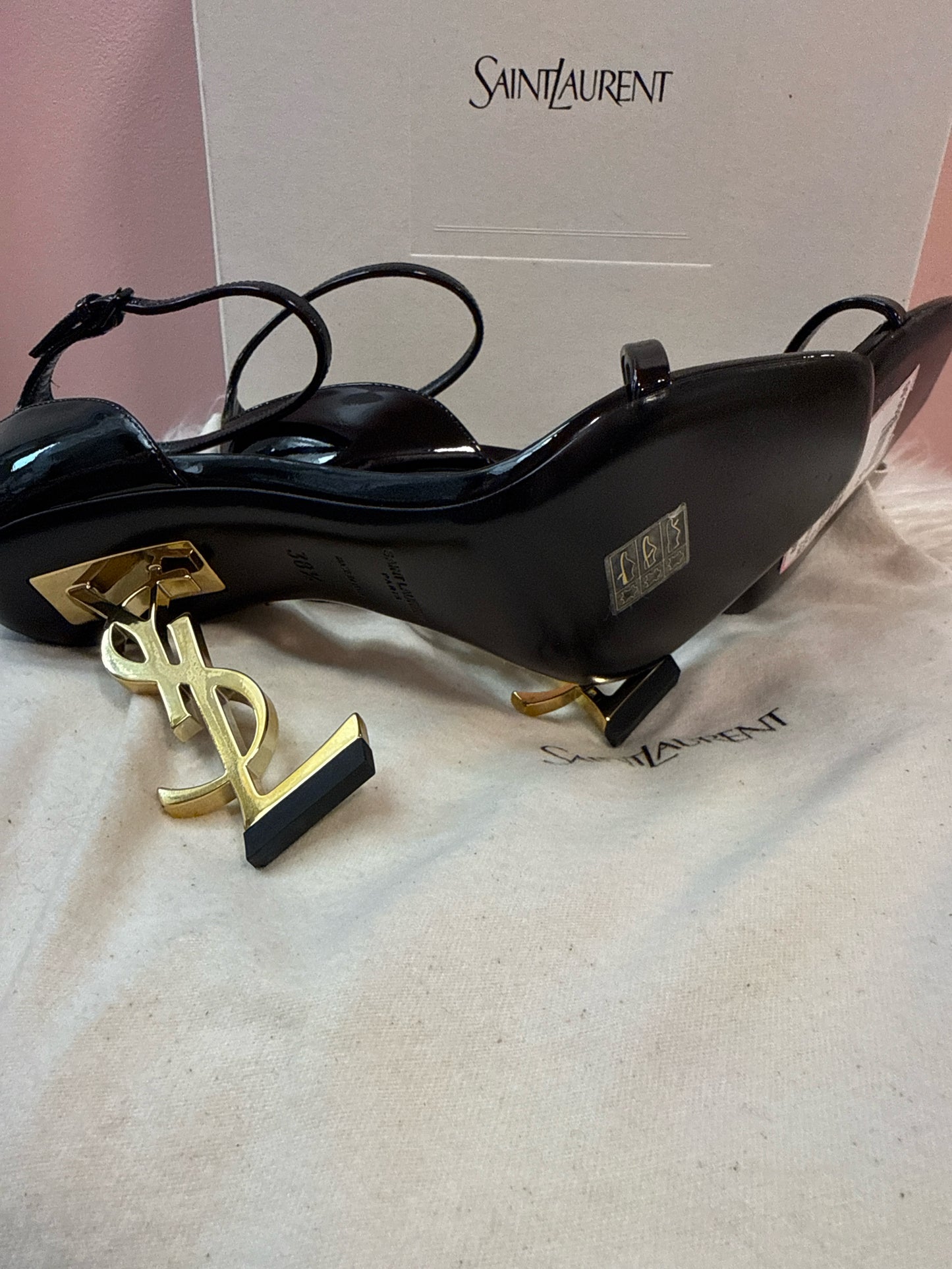 Saint Laurent Opyum patent Leather sandal with Cassandra logo heel