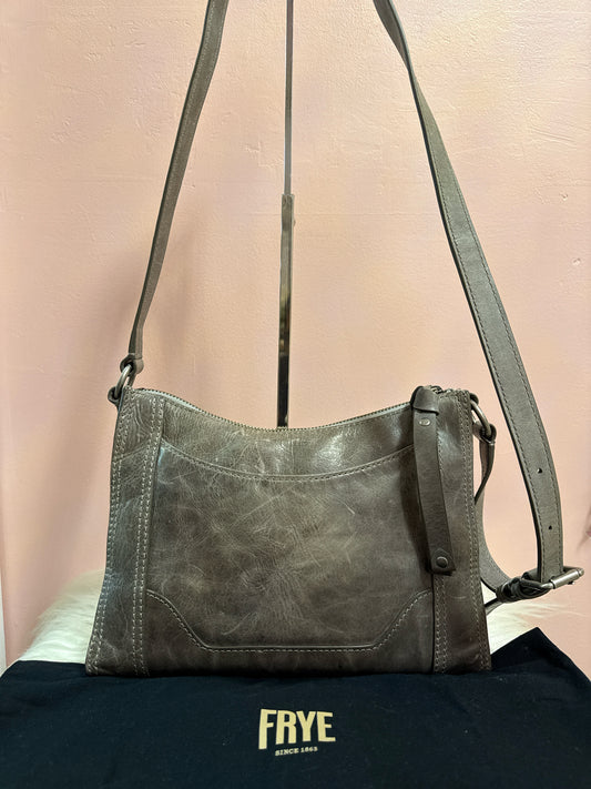 FRYE ANTIQUE CARBON LEATHER MELISSA ZIP CROSSBODY BAG