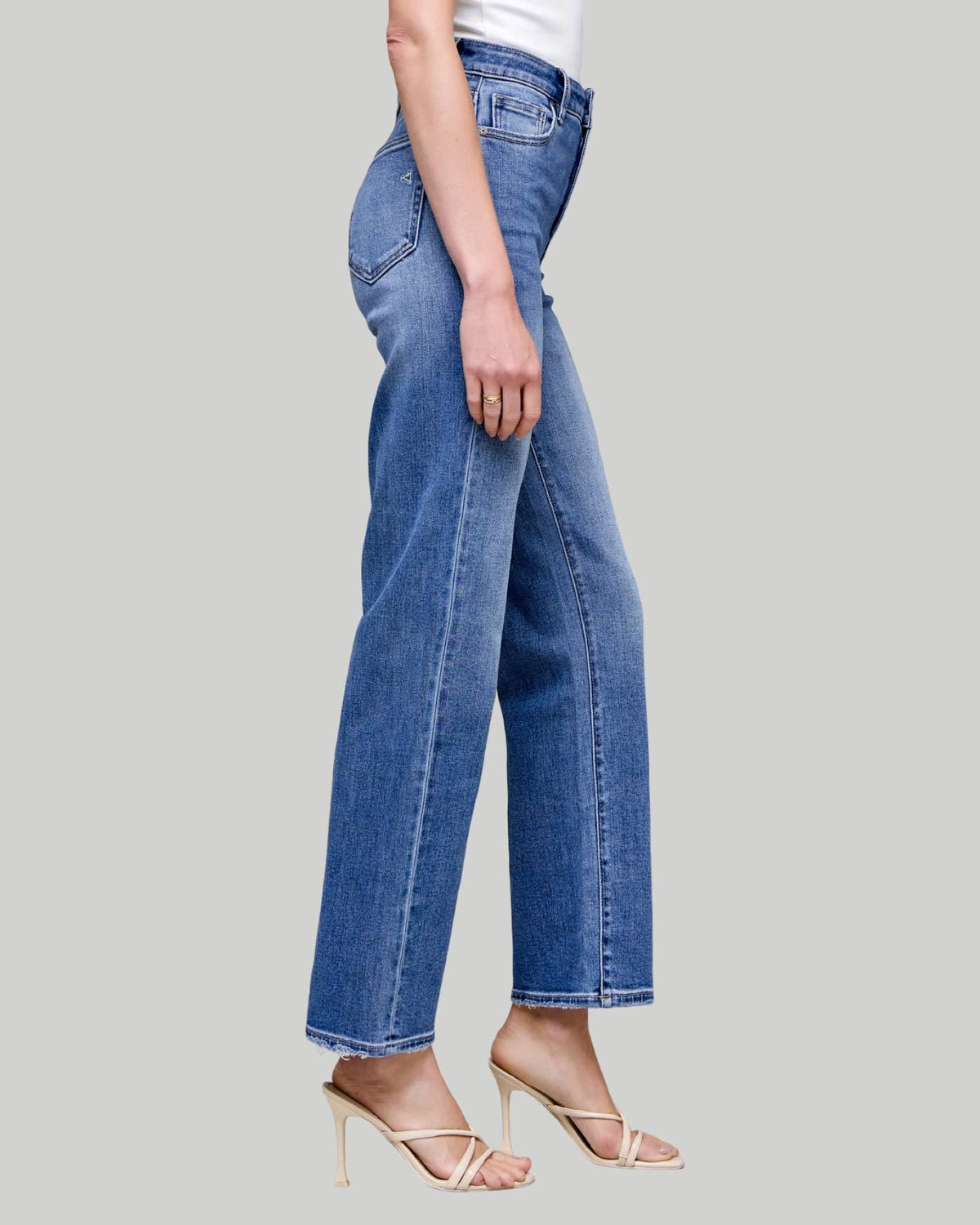 Hidden Tracey Medium Wash Clean Stretch Straight